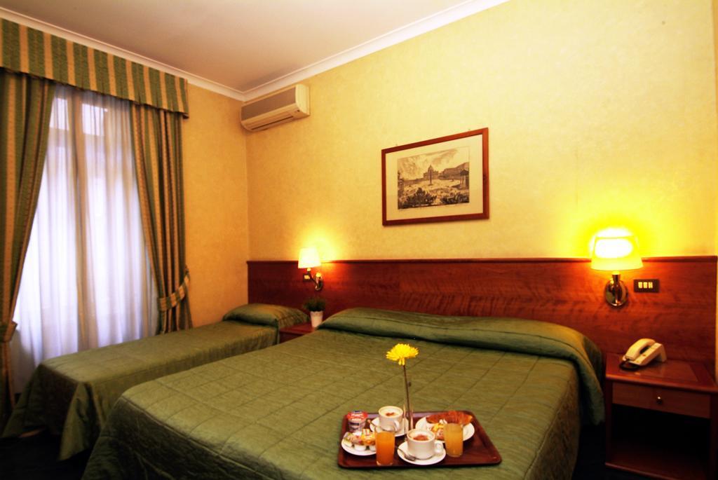 Hotel Argentina Рим Экстерьер фото
